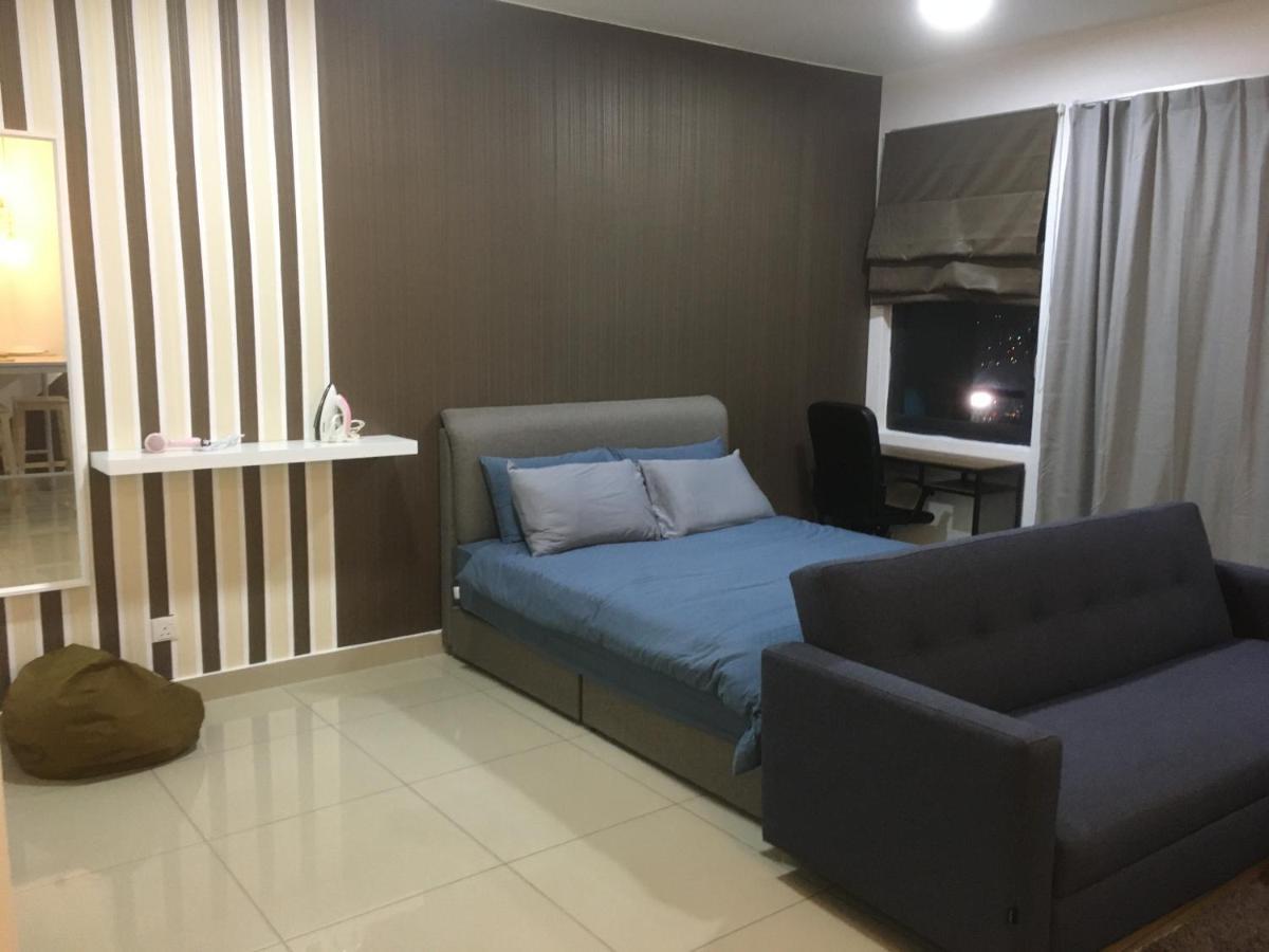 Warm Stay At Trefoil Setia Alam Εξωτερικό φωτογραφία
