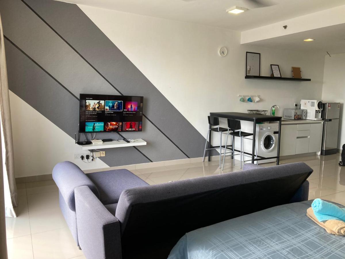 Warm Stay At Trefoil Setia Alam Εξωτερικό φωτογραφία