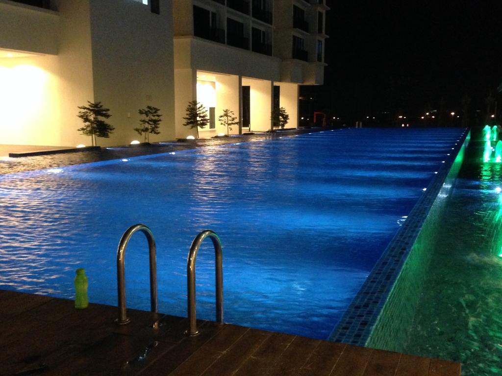 Warm Stay At Trefoil Setia Alam Εξωτερικό φωτογραφία