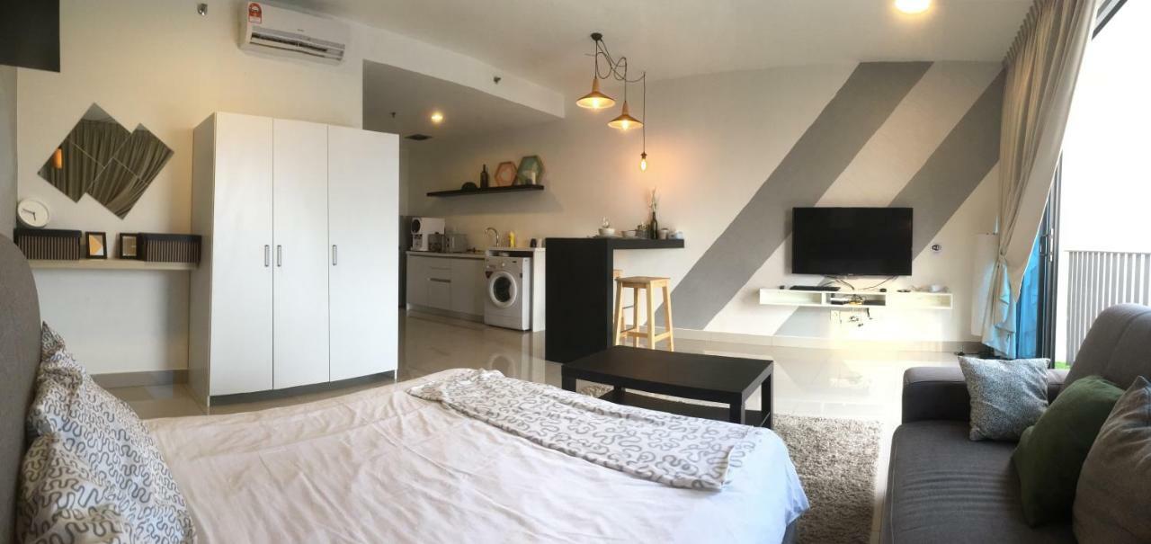 Warm Stay At Trefoil Setia Alam Εξωτερικό φωτογραφία